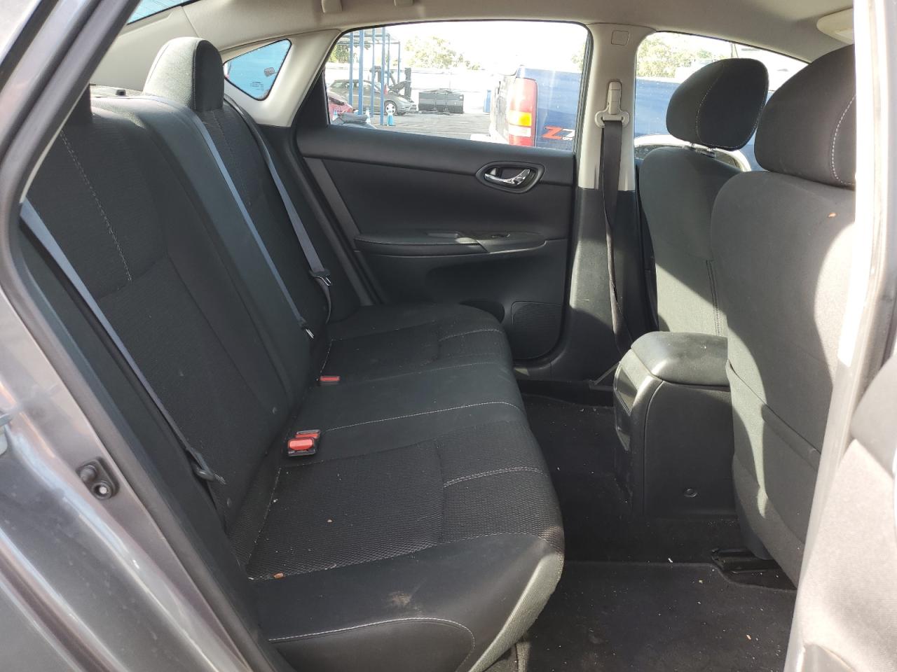 2018 Nissan Sentra - Image 10