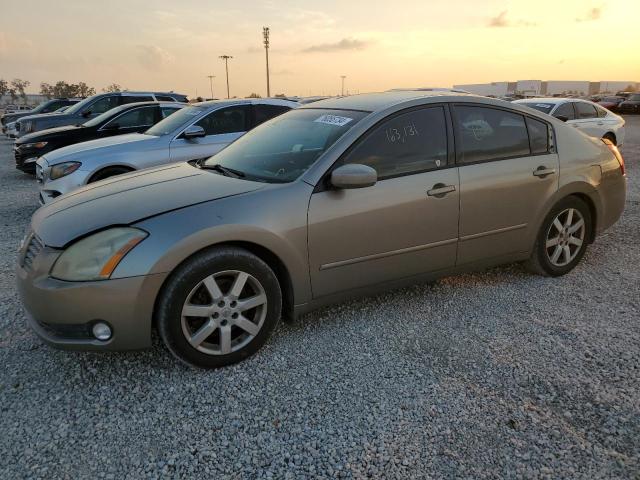 2005 Nissan Maxima Se