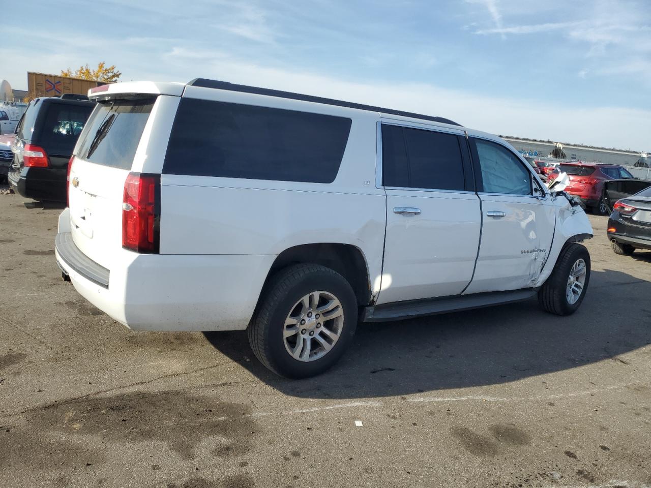 2015 Chevrolet Suburban - Image 3