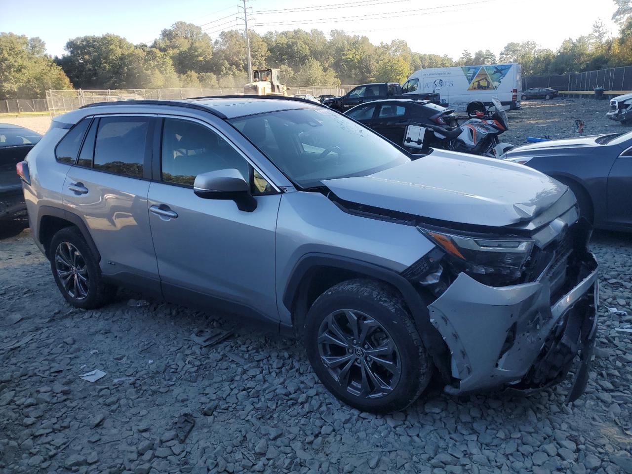 2022 Toyota RAV 4 - Image 4