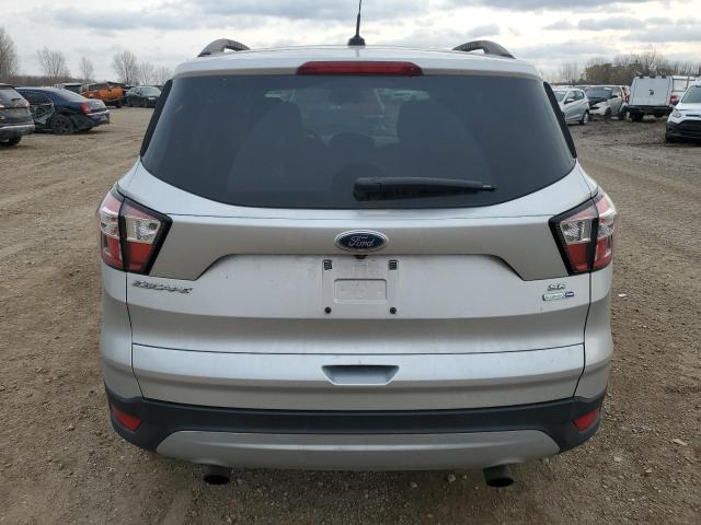  FORD ESCAPE 2018 Серебристый