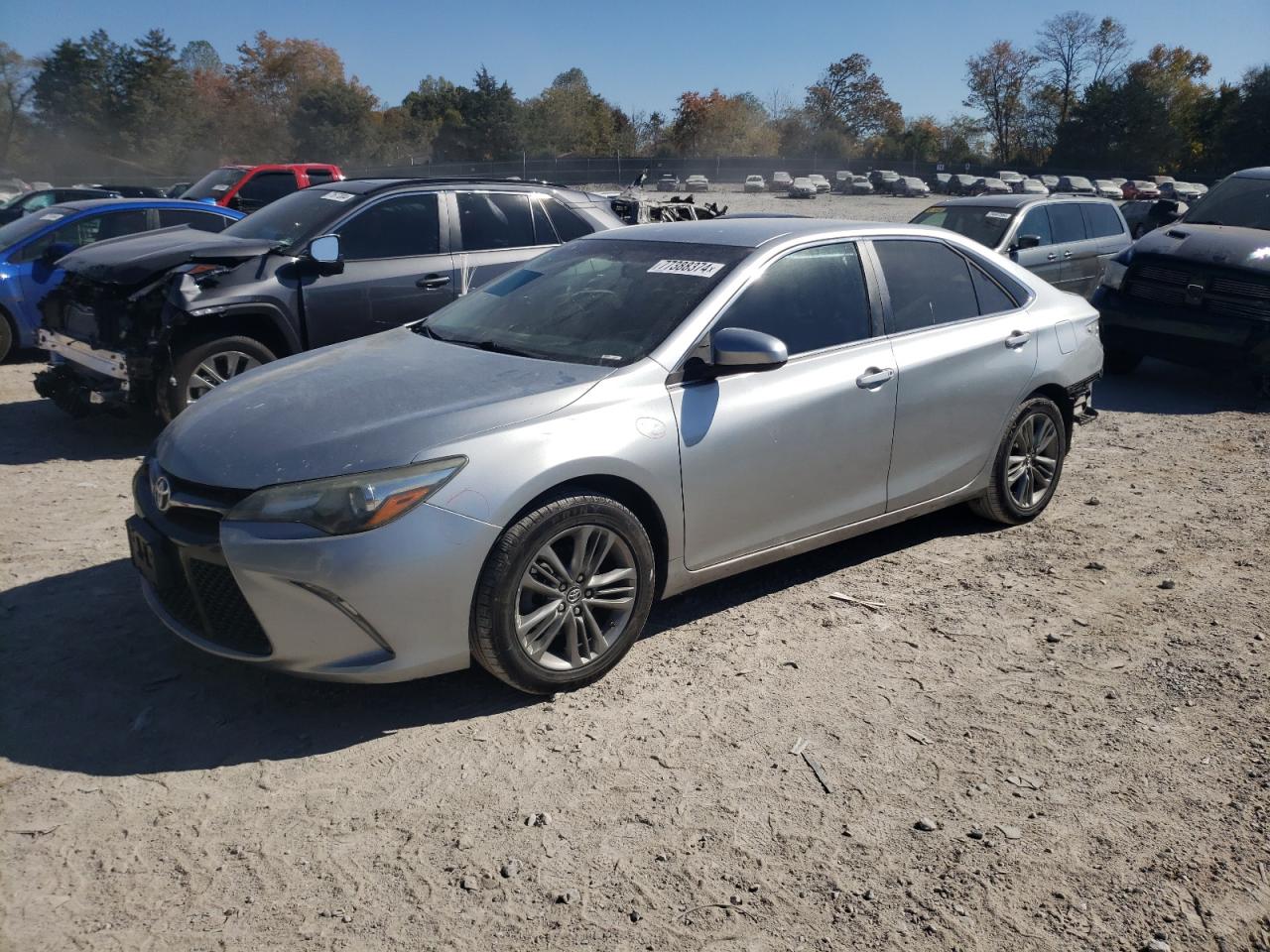 VIN 4T1BF1FK0GU246745 2016 TOYOTA CAMRY no.1