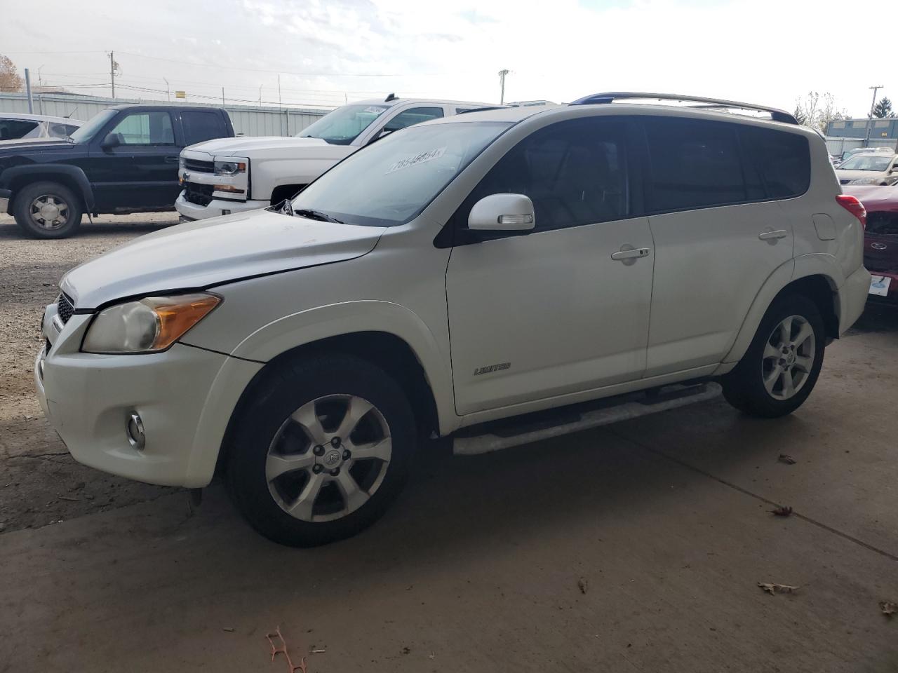 2009 Toyota RAV 4 - Image 1