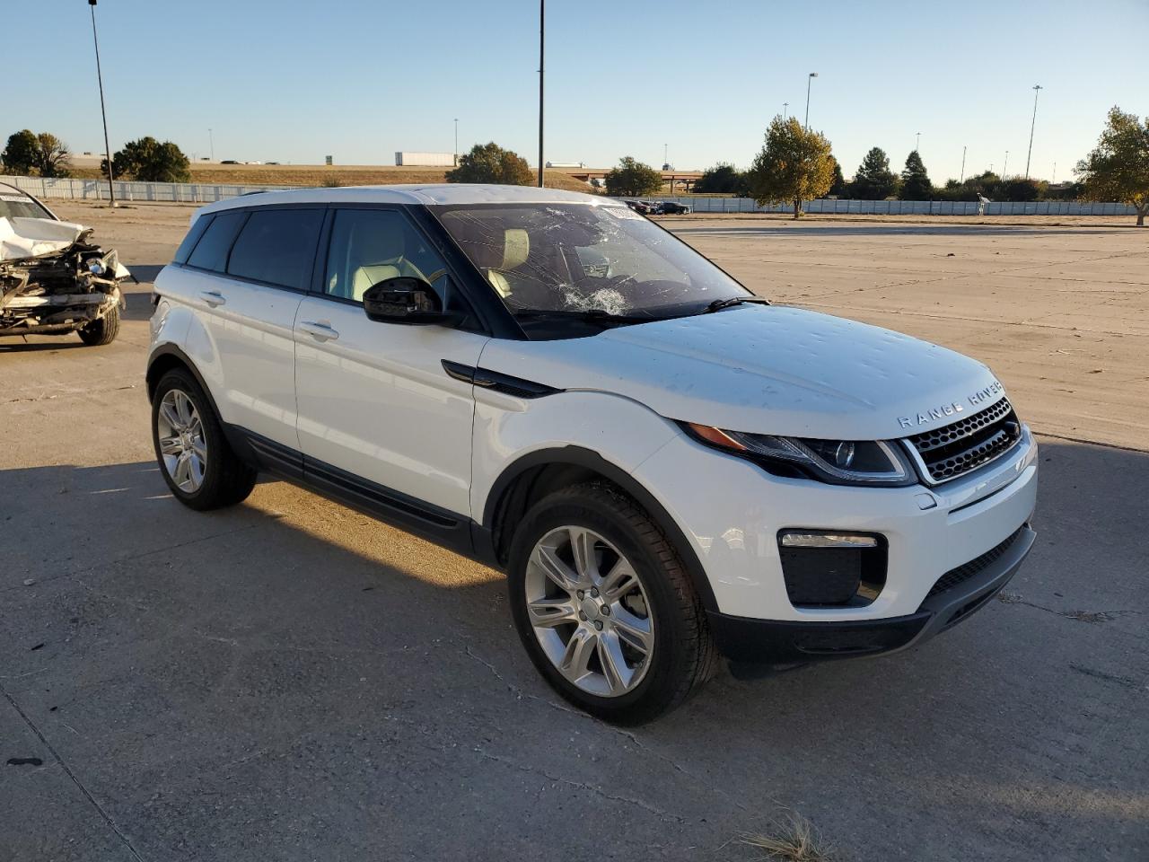 2016 Land Rover Range Rover - Image 4