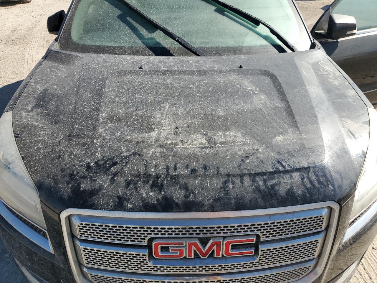 2016 GMC Acadia - Image 12