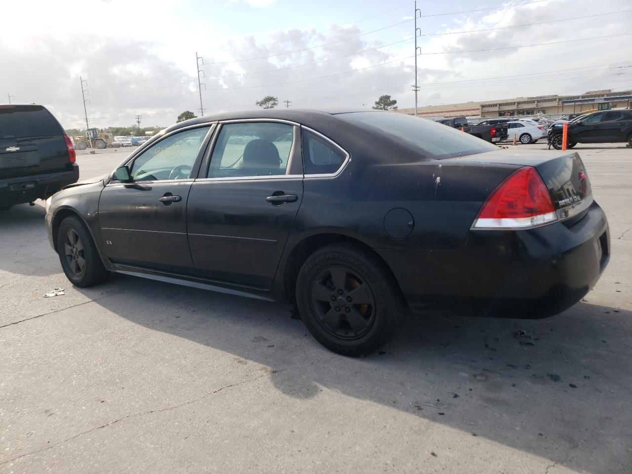 2011 Chevrolet Impala - Image 2
