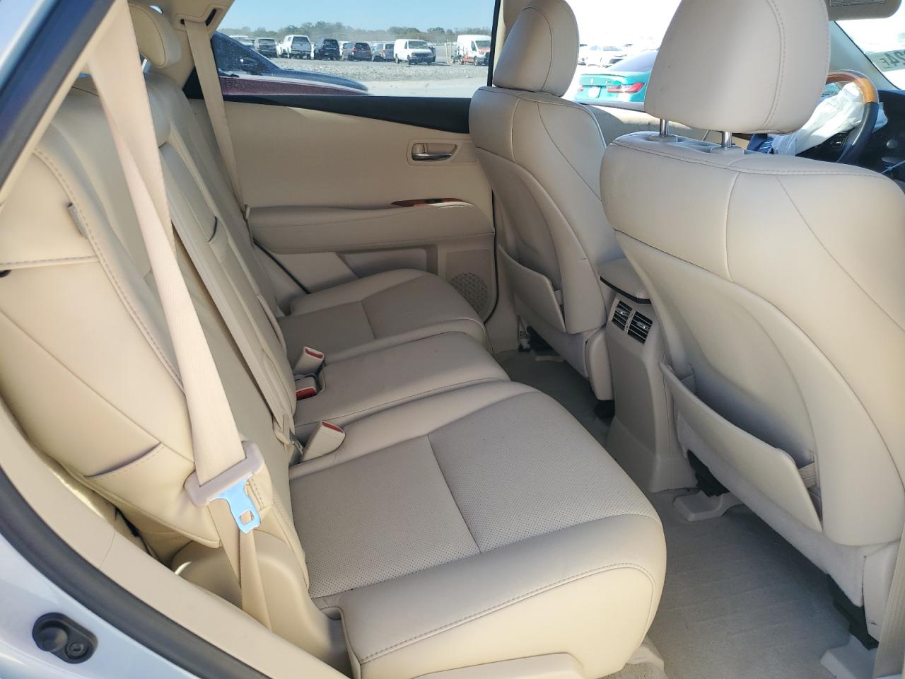 2010 Lexus RX - Image 11