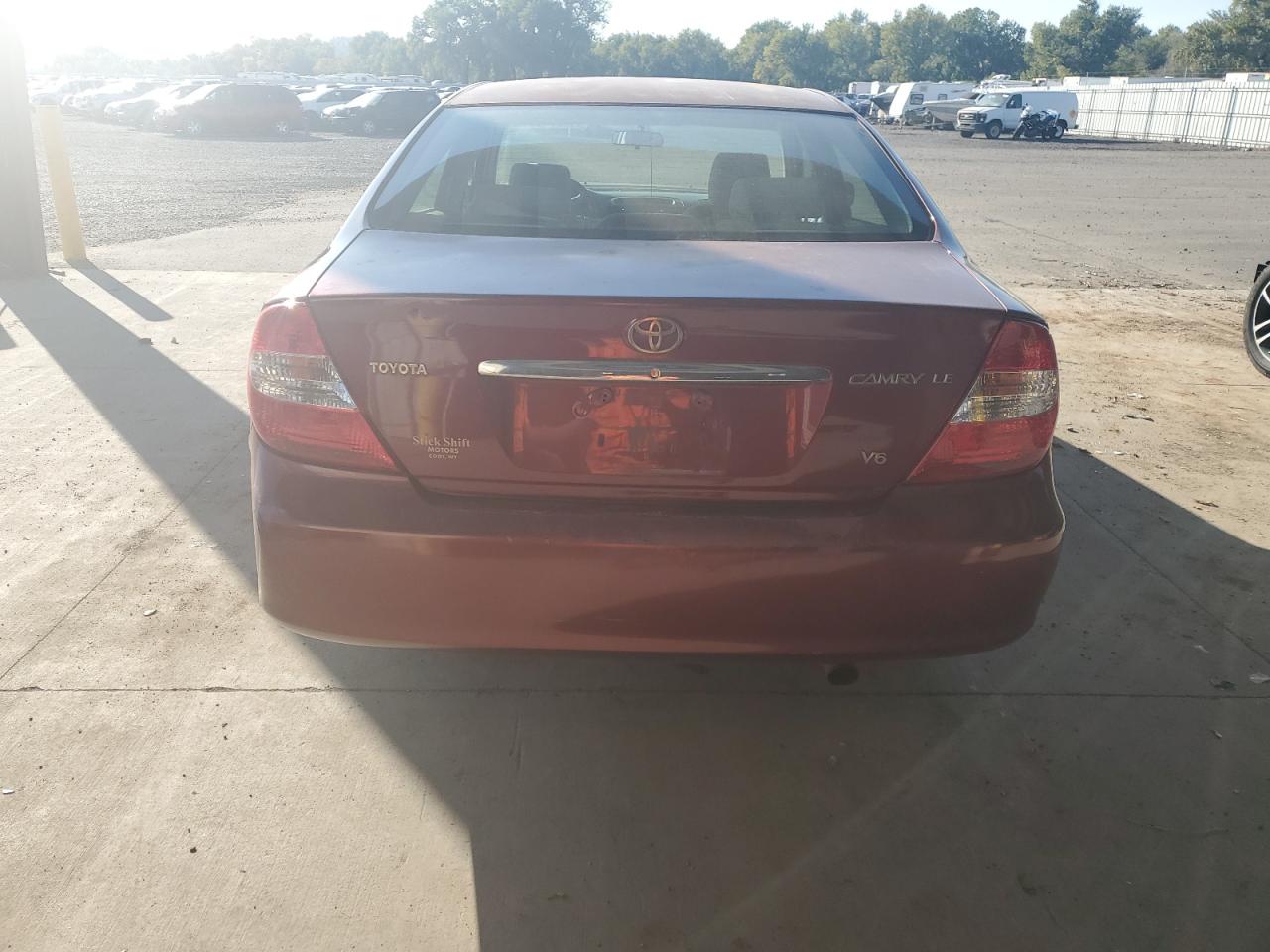 4T1BF32K92U027440 2002 Toyota Camry Le