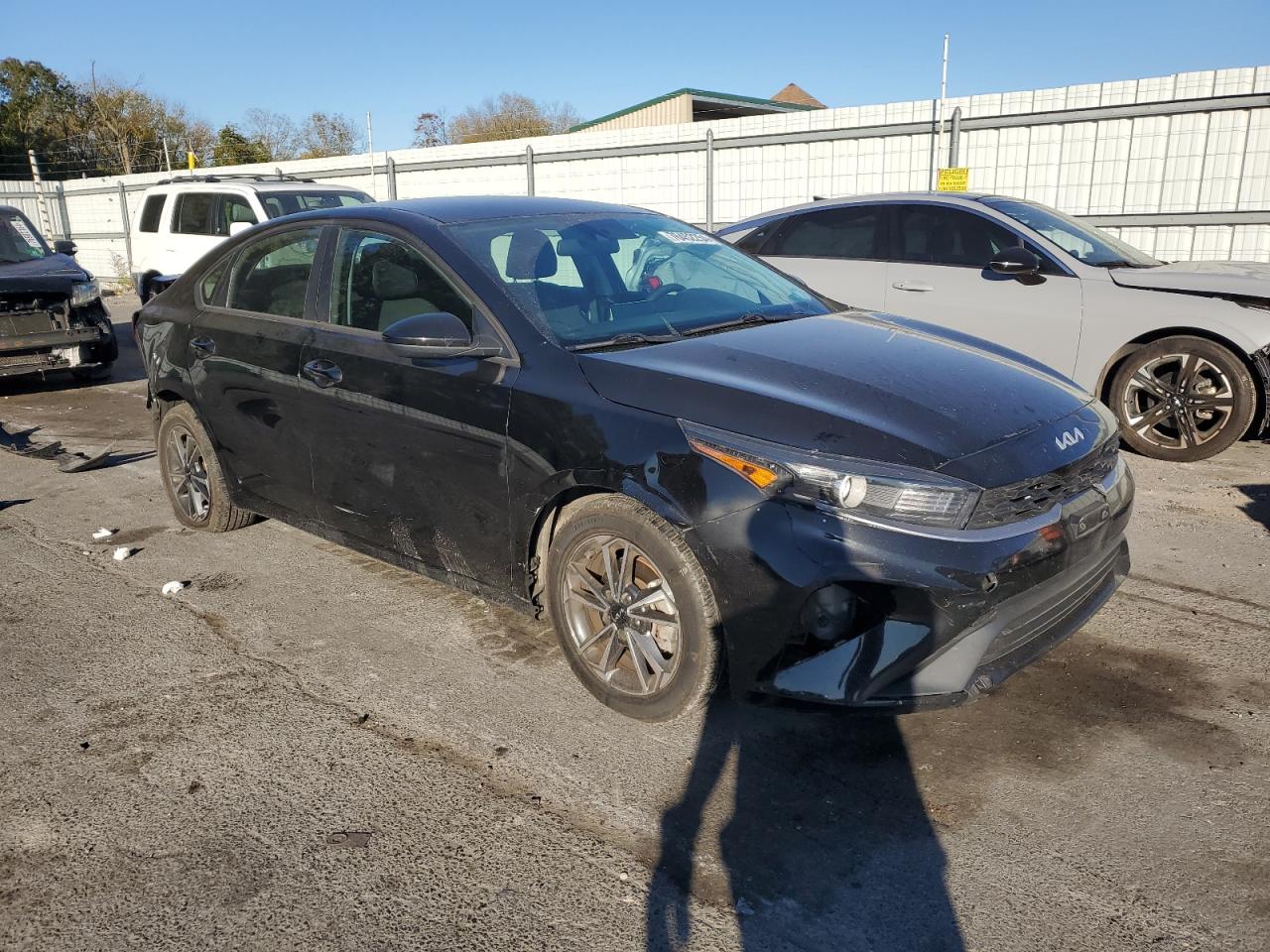 2022 Kia Forte - Image 4