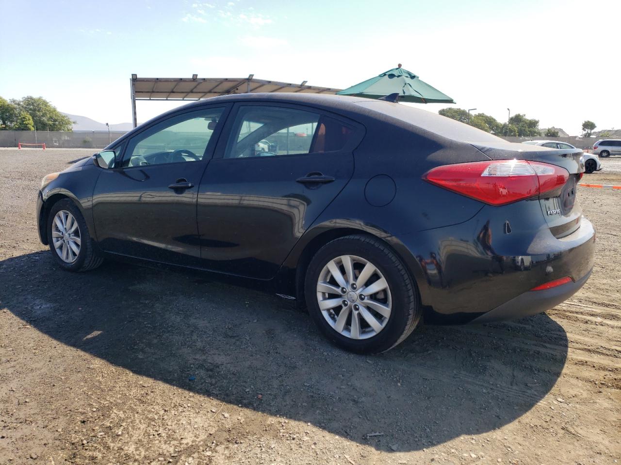 2016 Kia Forte - Image 2
