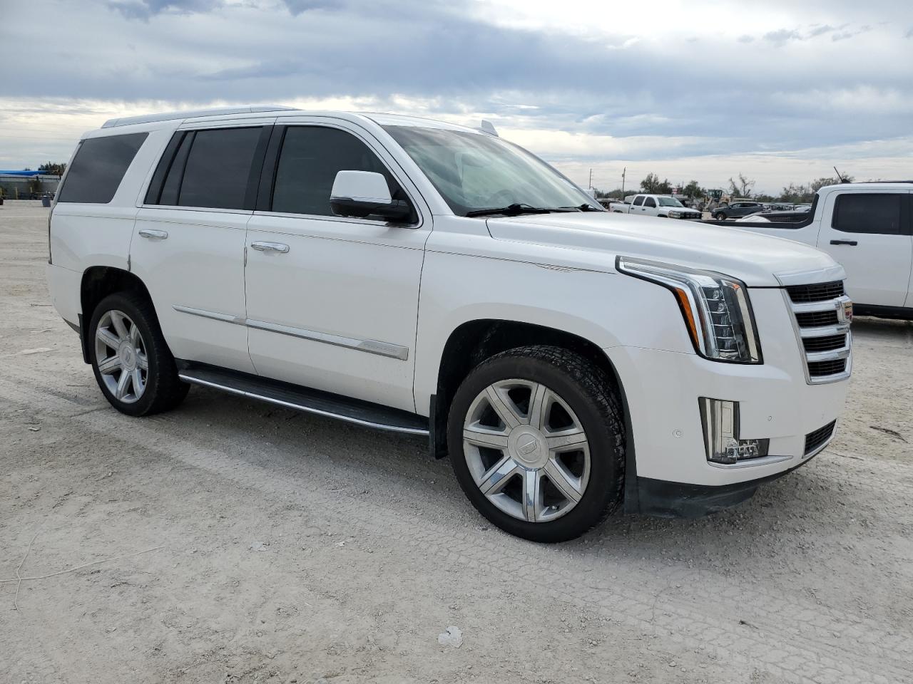 2019 Cadillac Escalade - Image 4