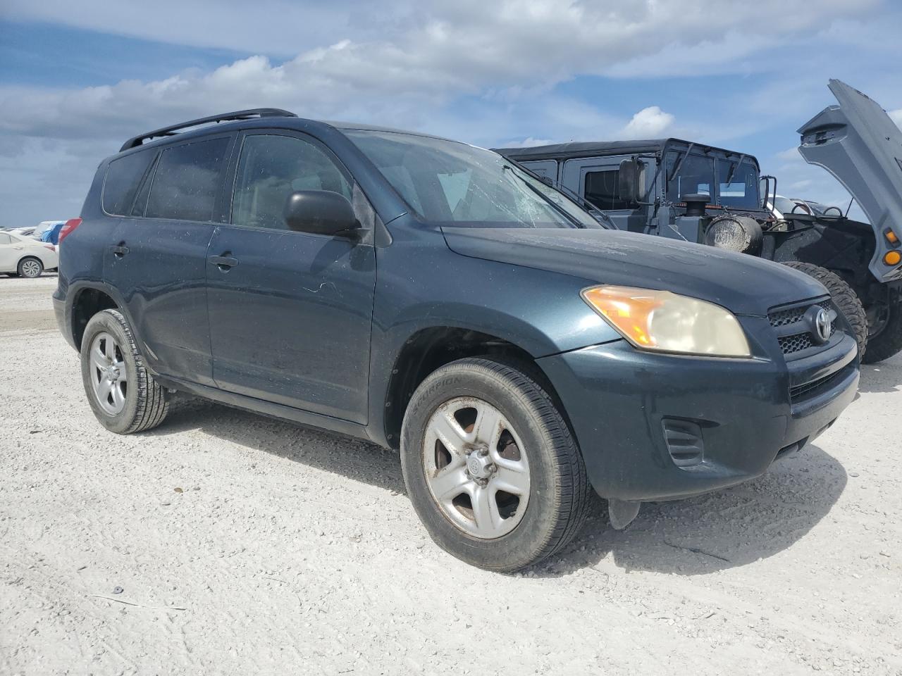 2010 Toyota RAV 4 - Image 4