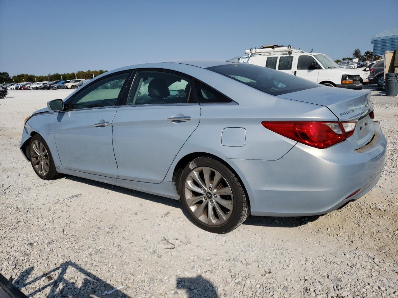 2012 Hyundai Sonata - Image 2