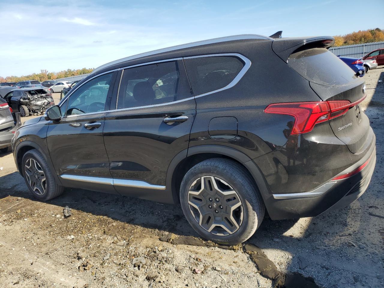2023 Hyundai Santa Fe - Image 2