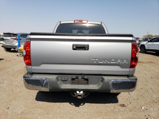  TOYOTA TUNDRA 2014 Srebrny