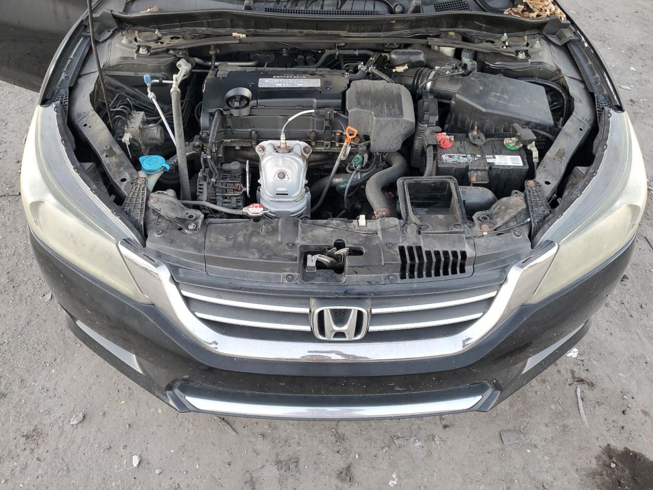 2013 Honda Accord - Image 12