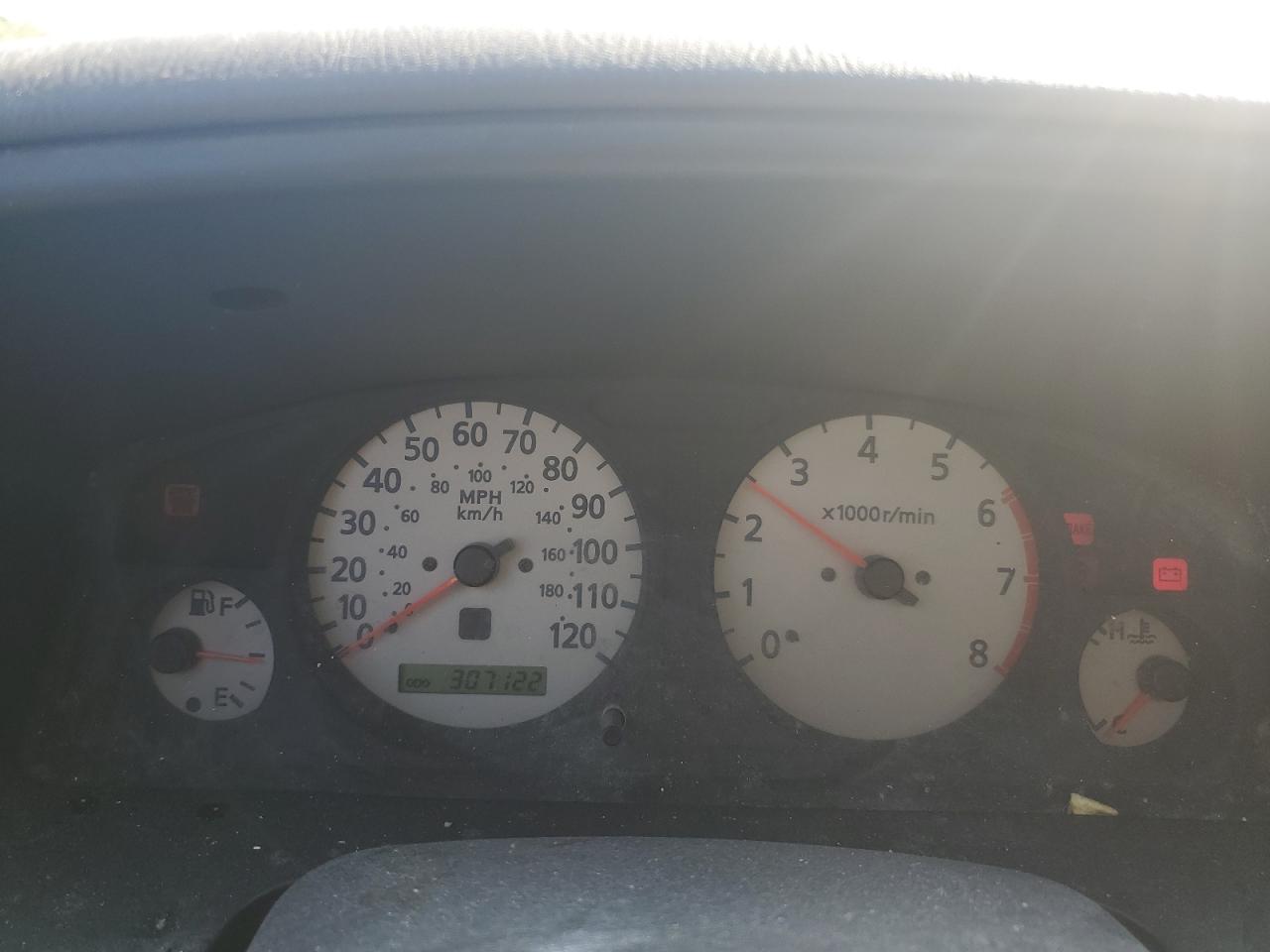 1999 Nissan Pathfinder - Image 9