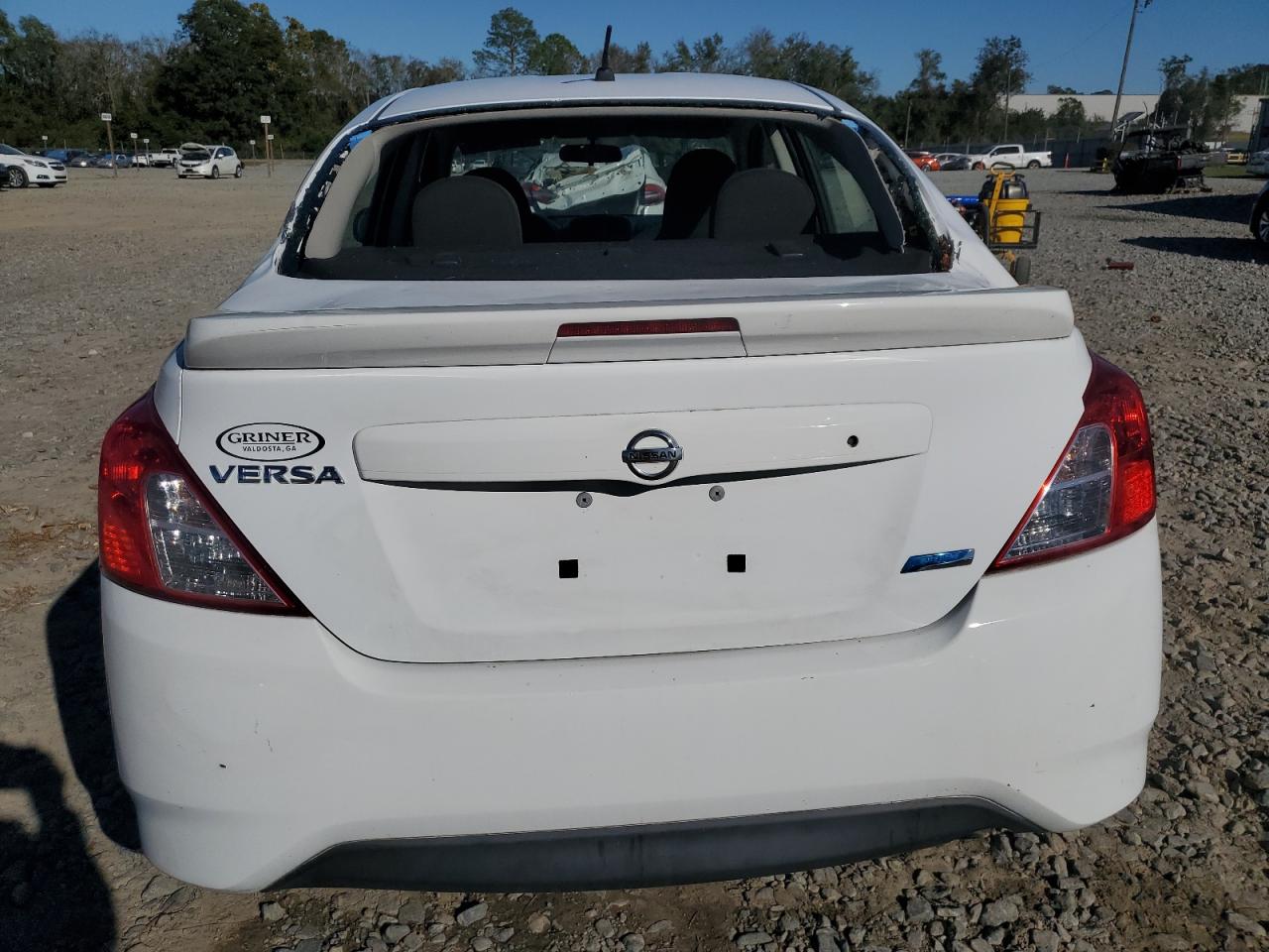 2015 Nissan Versa - Image 6