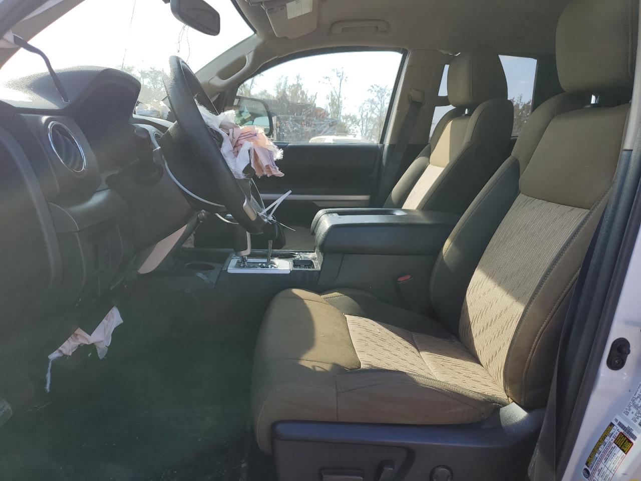 2014 Toyota Tundra - Image 7