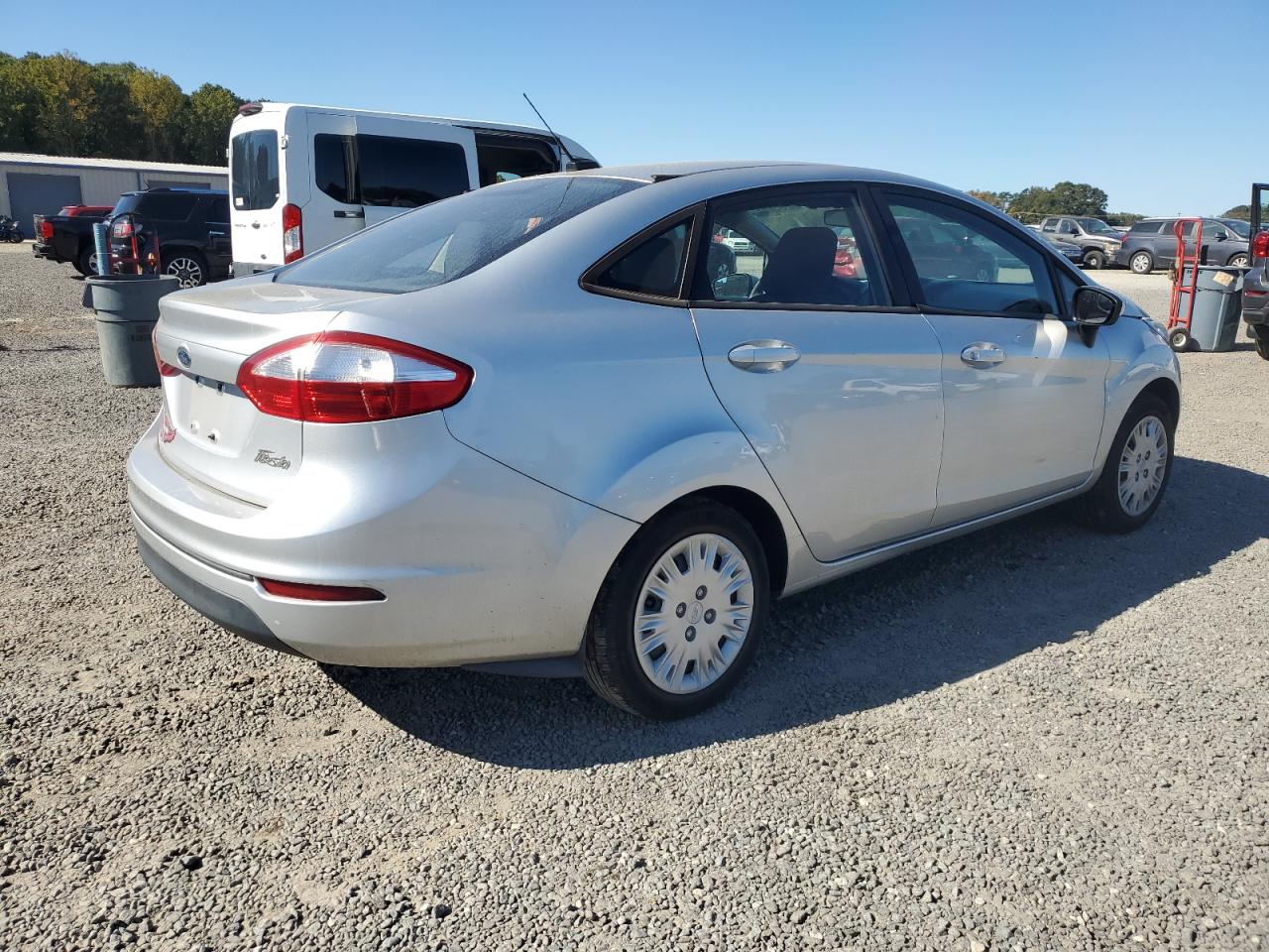 2015 Ford Fiesta - Image 3