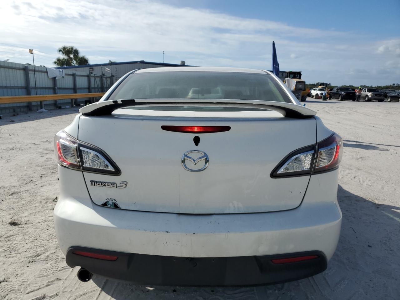 2010 Mazda 3 I VIN: JM1BL1SG8A1223169 Lot: 75525584