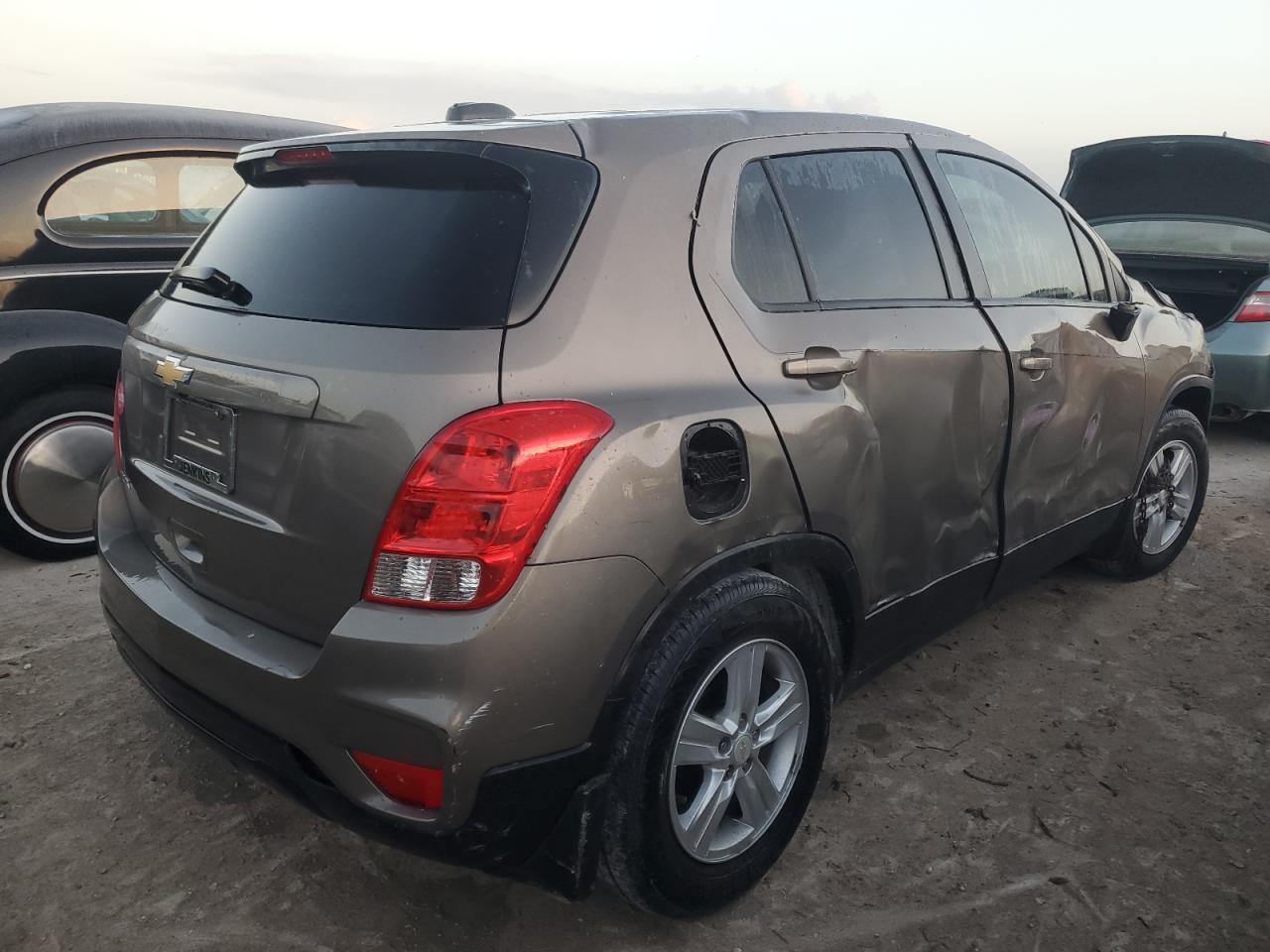 2021 Chevrolet Trax - Image 3