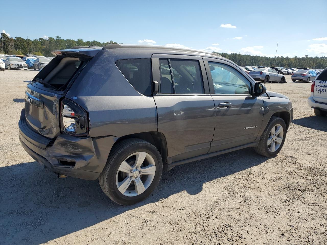 2017 Jeep Compass - Image 3