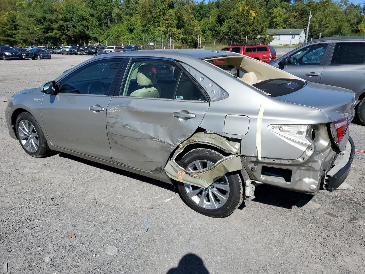 2015 Toyota Camry - Image 2