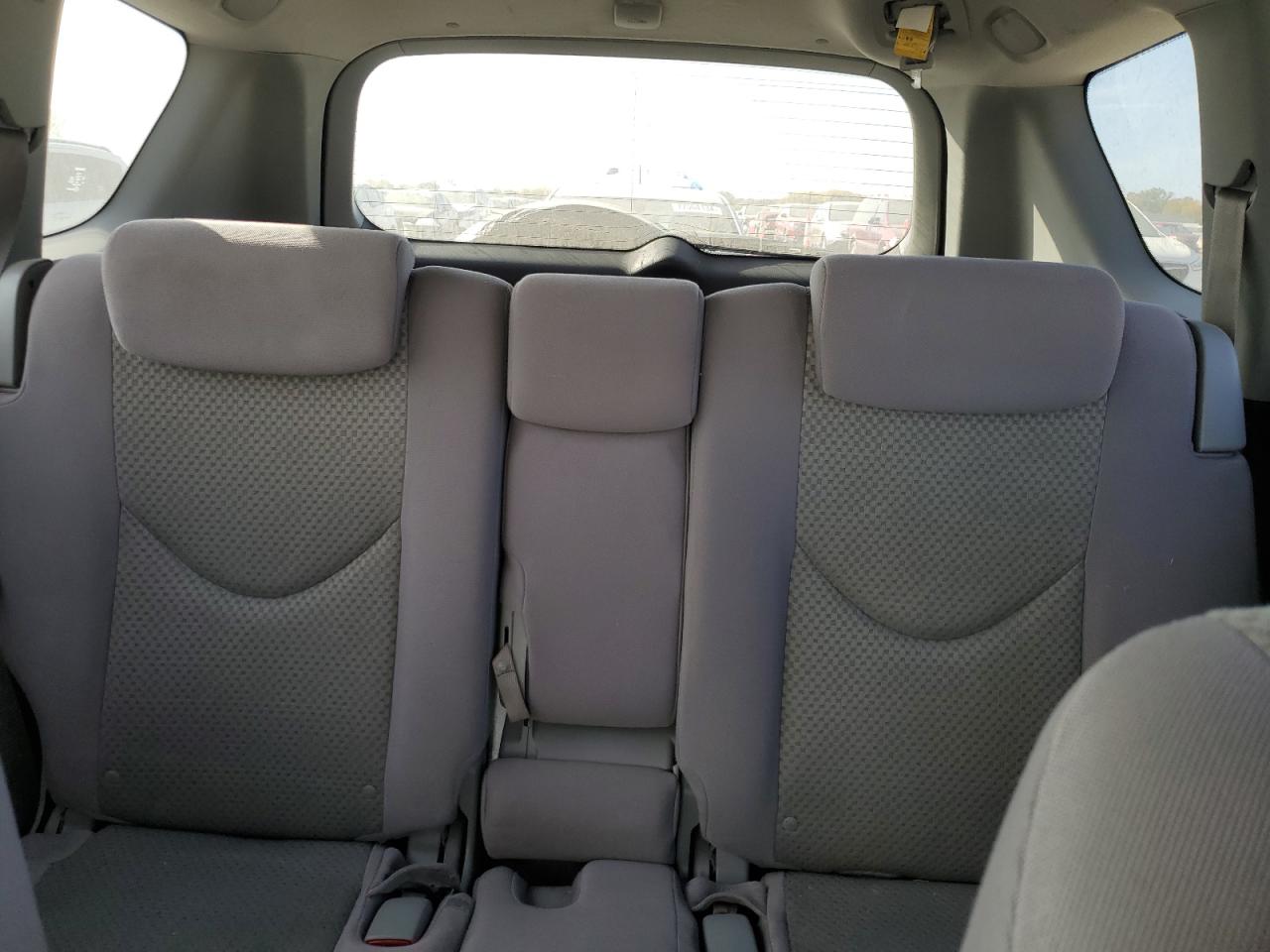 2007 Toyota Rav4 VIN: JTMBD33V676051046 Lot: 76989884