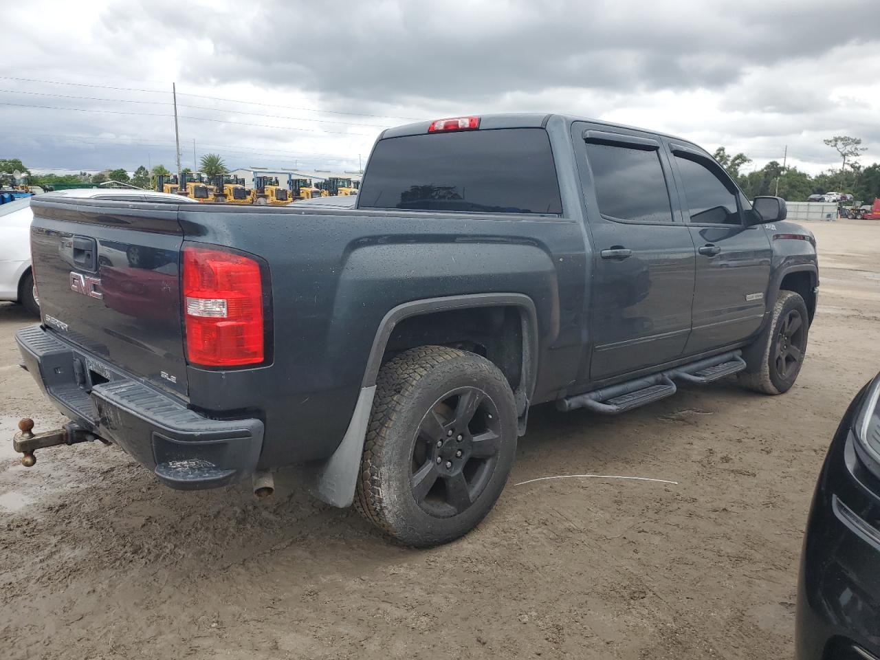 3GTU2MEC2JG117694 2018 GMC Sierra K1500 Sle