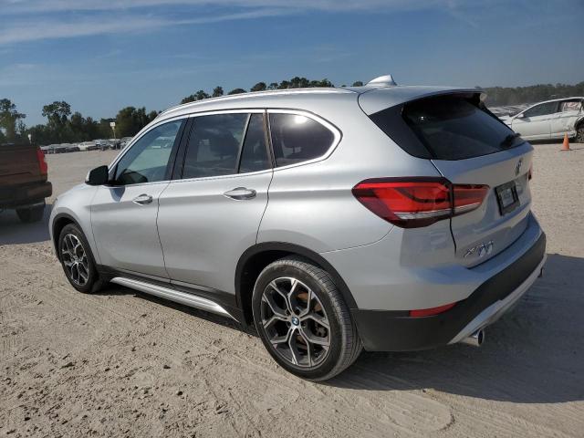  BMW X1 2021 Серебристый