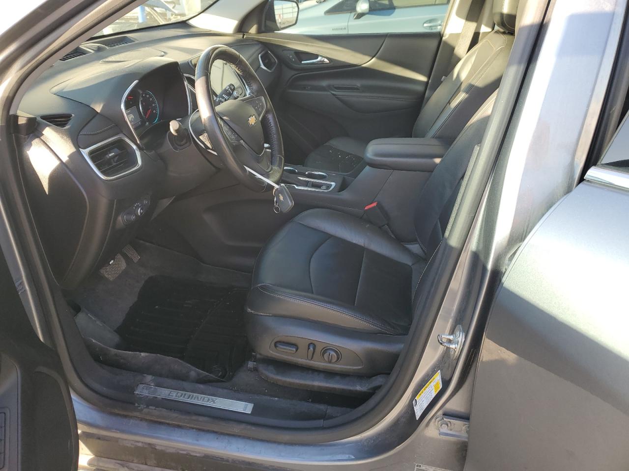 3GNAXZEU1KL224214 2019 Chevrolet Equinox Premier