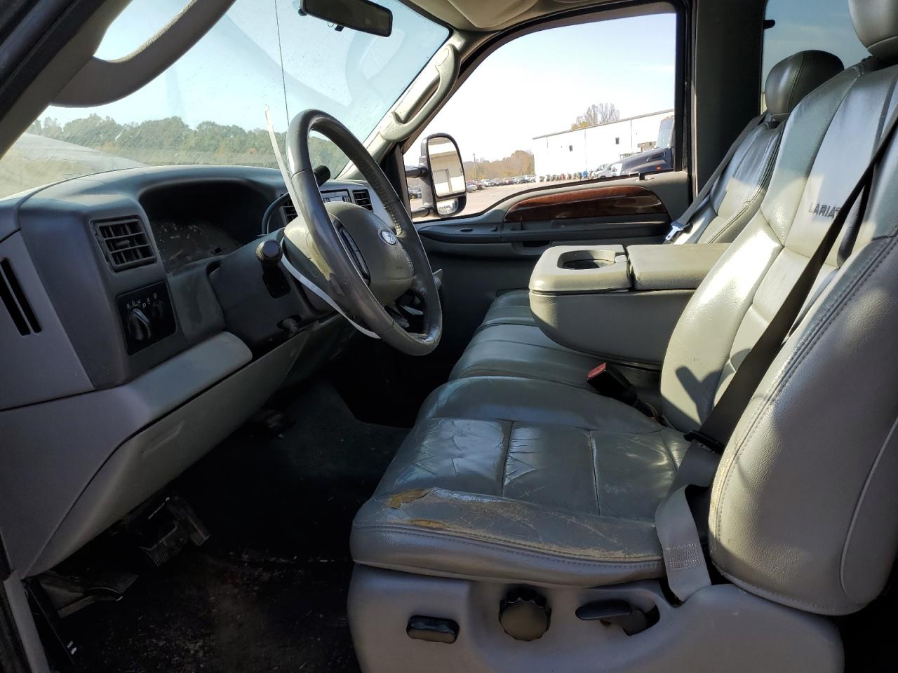 2004 Ford F250 - Image 7