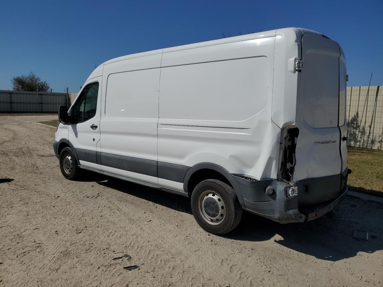 2016 Ford Transit - Image 2