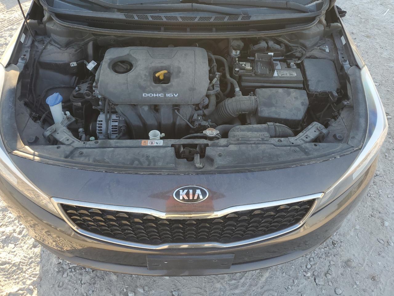 2017 Kia Forte Lx VIN: 3KPFK4A74HE080624 Lot: 76944834