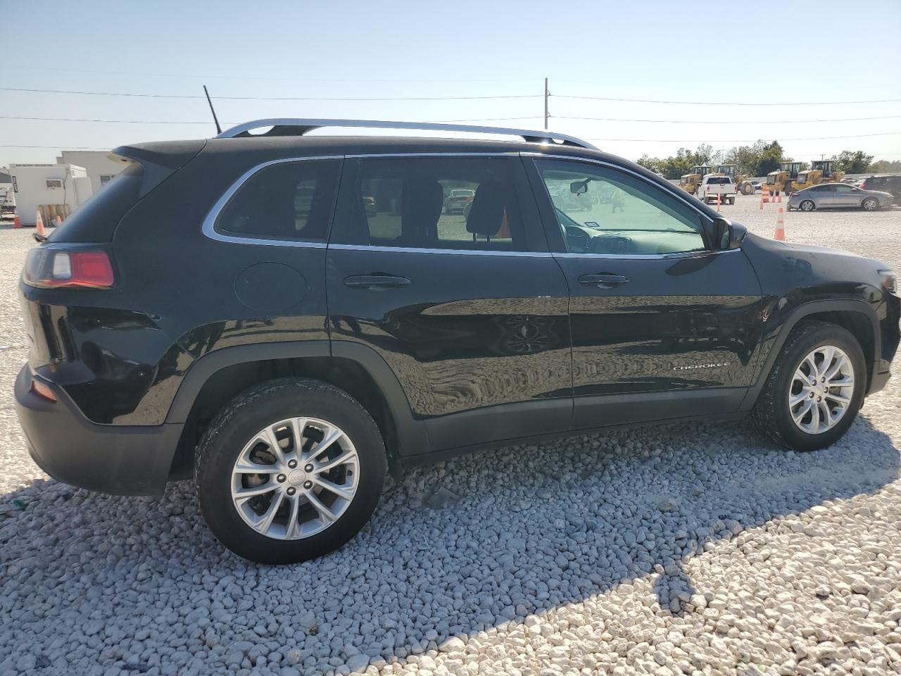 2019 Jeep Grand Cherokee - Image 3