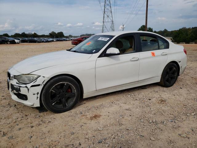  BMW 3 SERIES 2015 Білий