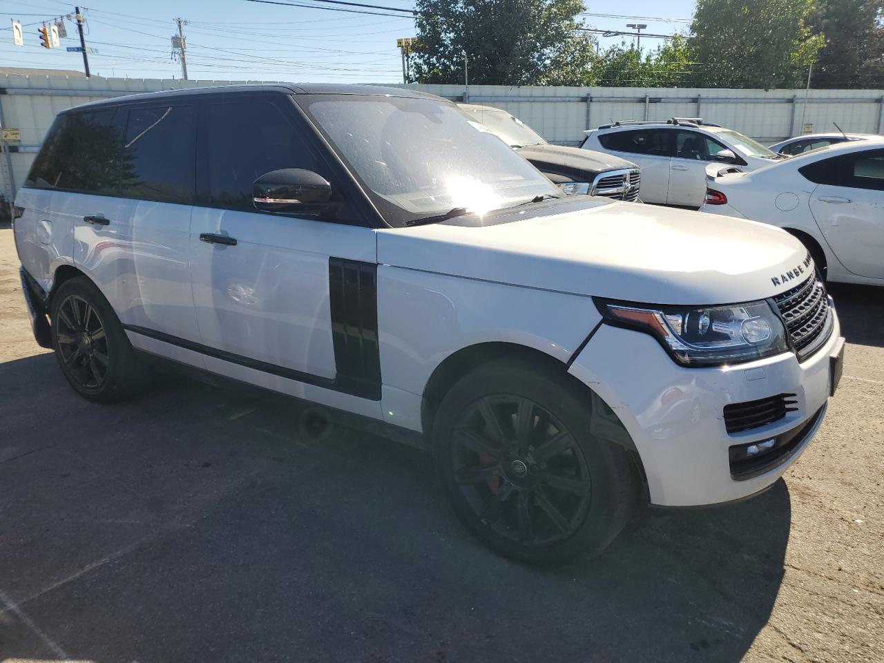 2016 Land Rover Range Rover - Image 4