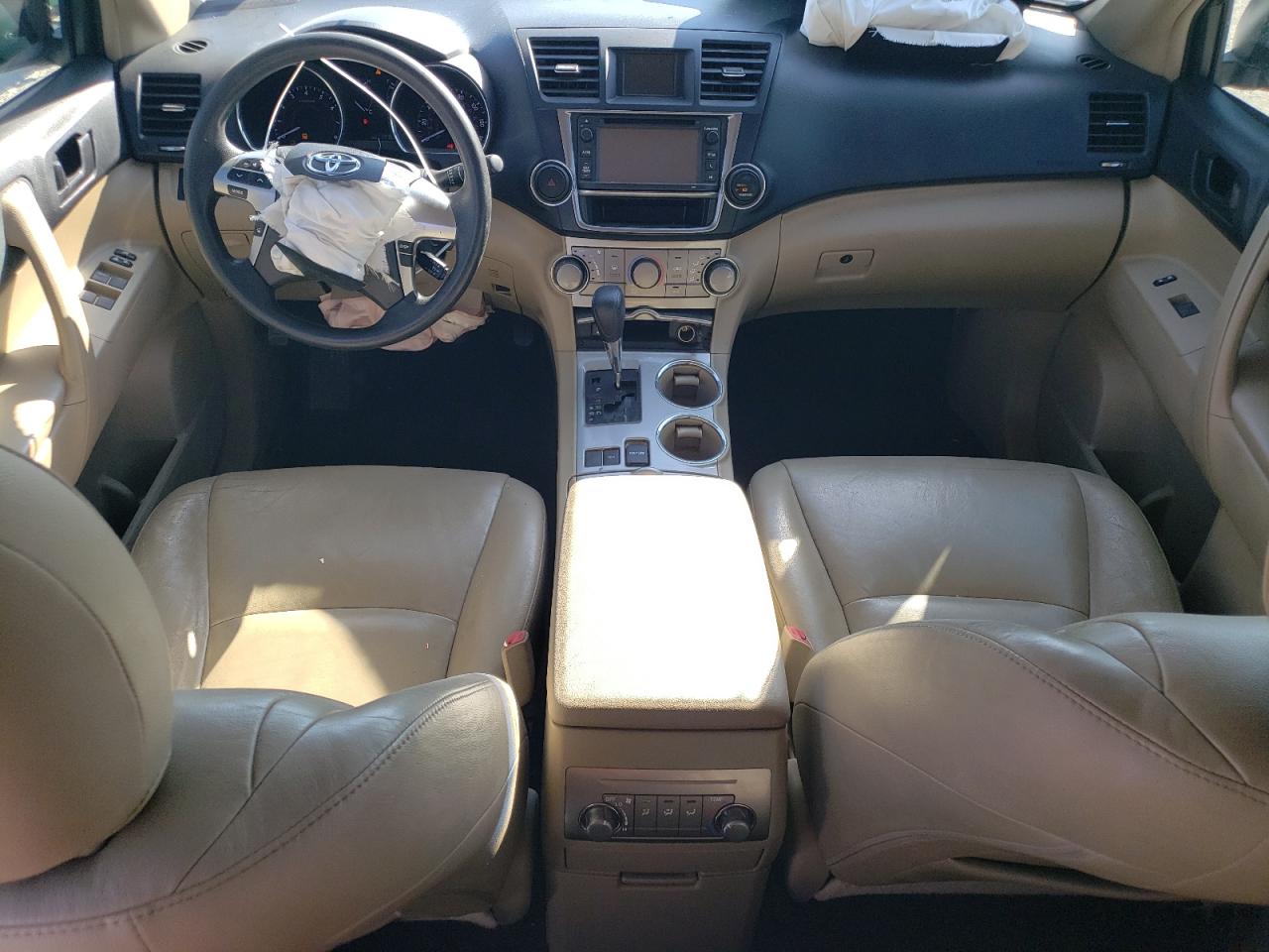 2013 Toyota Highlander - Image 8