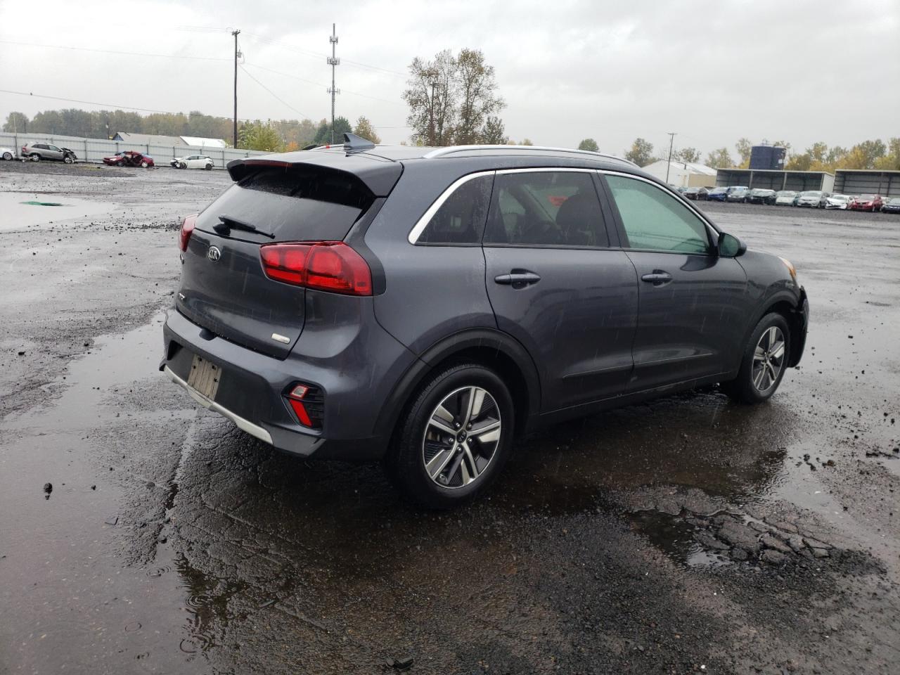2020 Kia Niro - Image 3