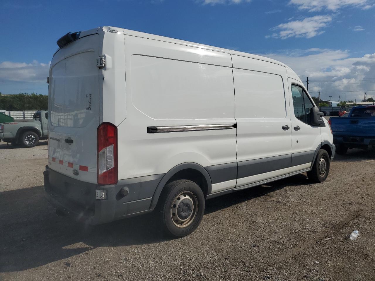 VIN 1FTYR2CG5JKA48368 2018 FORD TRANSIT no.3