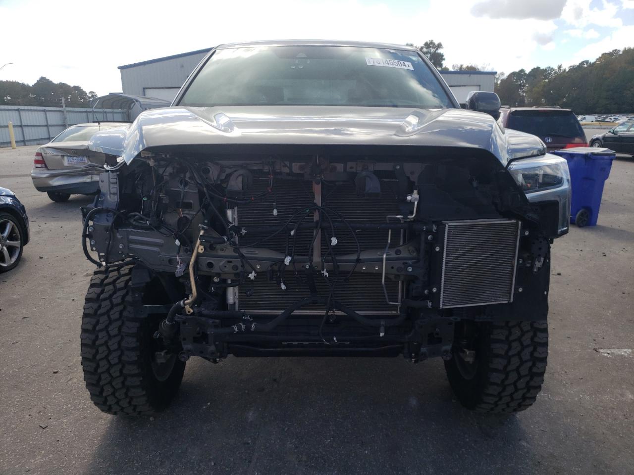 2023 Toyota Tundra - Image 5