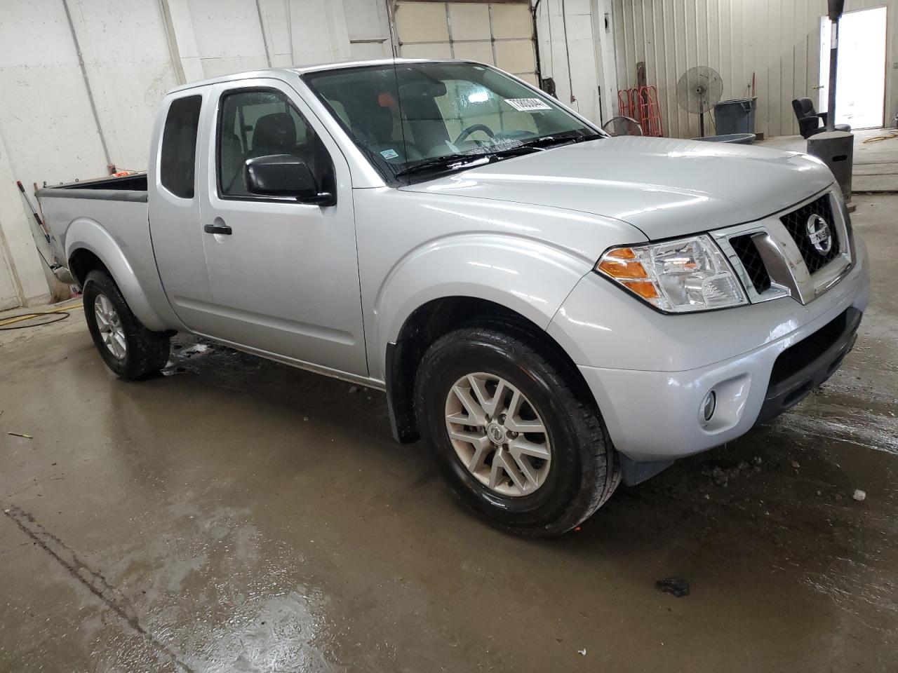 2021 Nissan Navara (Frontier) - Image 4