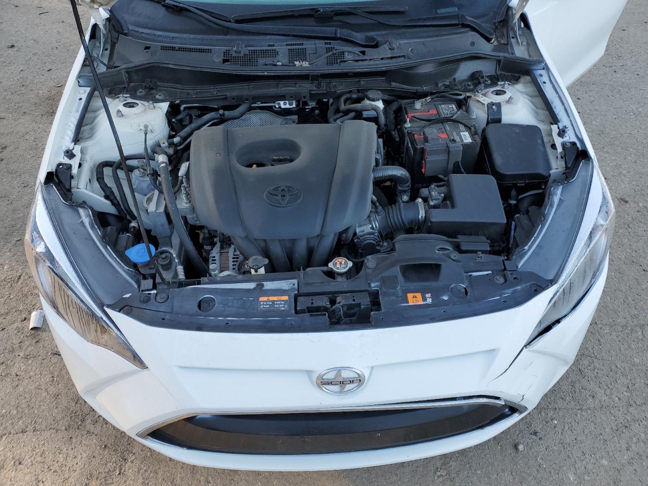 3MYDLBZV7GY119720 2016 Toyota Scion Ia