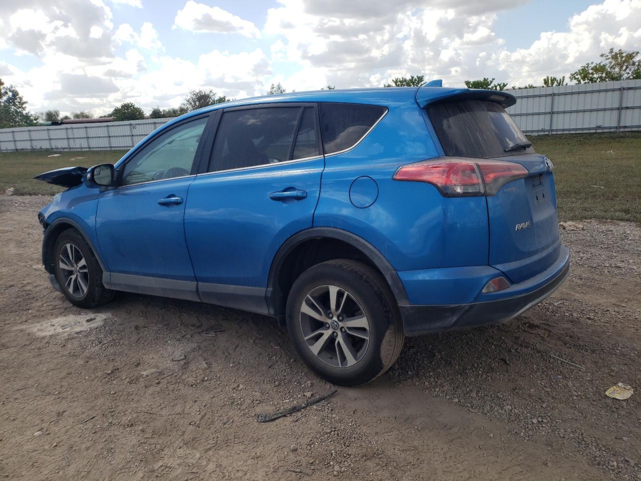 2018 Toyota RAV 4 - Image 2