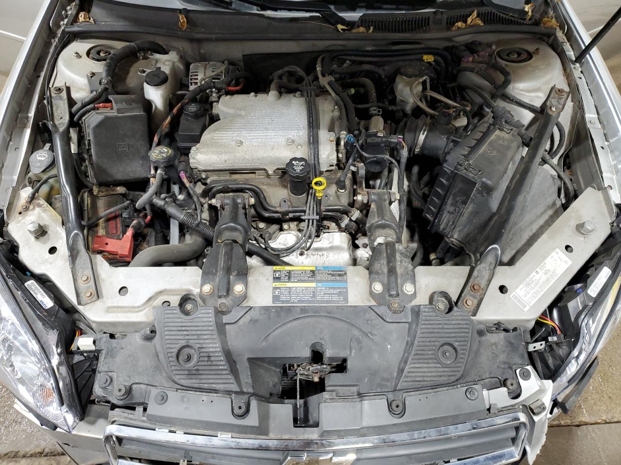 2006 Chevrolet Impala - Image 13