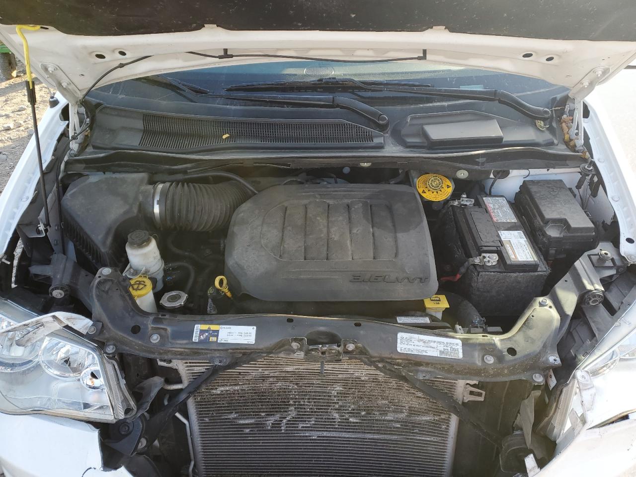 2019 Dodge Caravan - Image 12