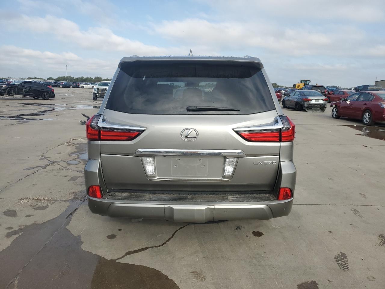 VIN JTJHY7AX7G4203967 2016 LEXUS LX570 no.6