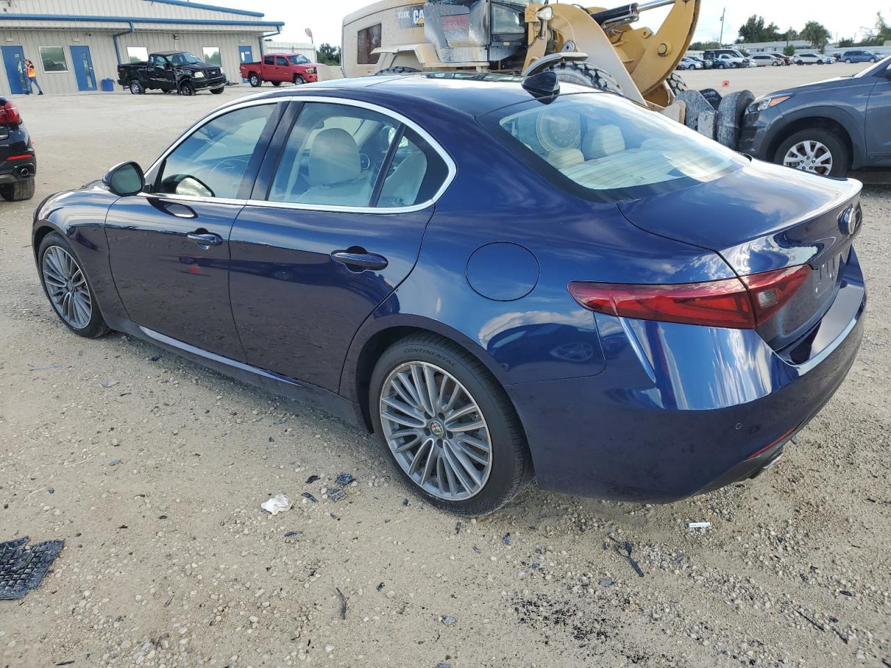 2017 Alfa Romeo Giulia - Image 2