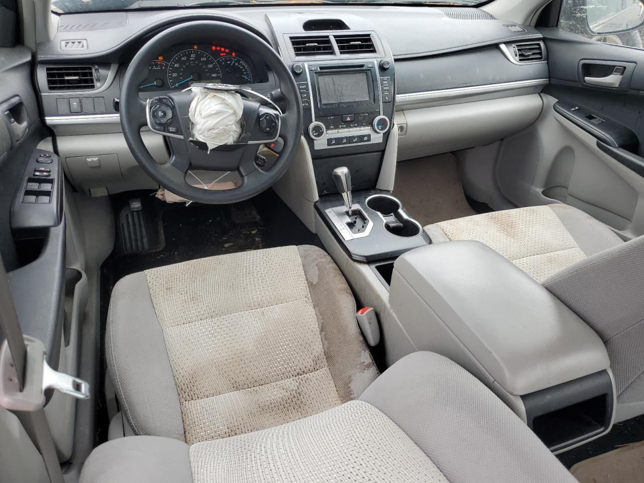 2014 Toyota Camry - Image 8
